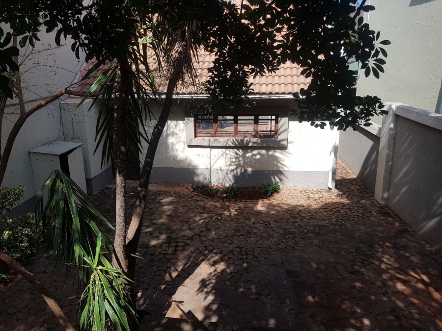 To Let 4 Bedroom Property for Rent in Cashan North West